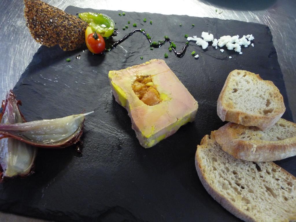 Logis Hotel Restaurant Planes Saillagouse Εξωτερικό φωτογραφία
